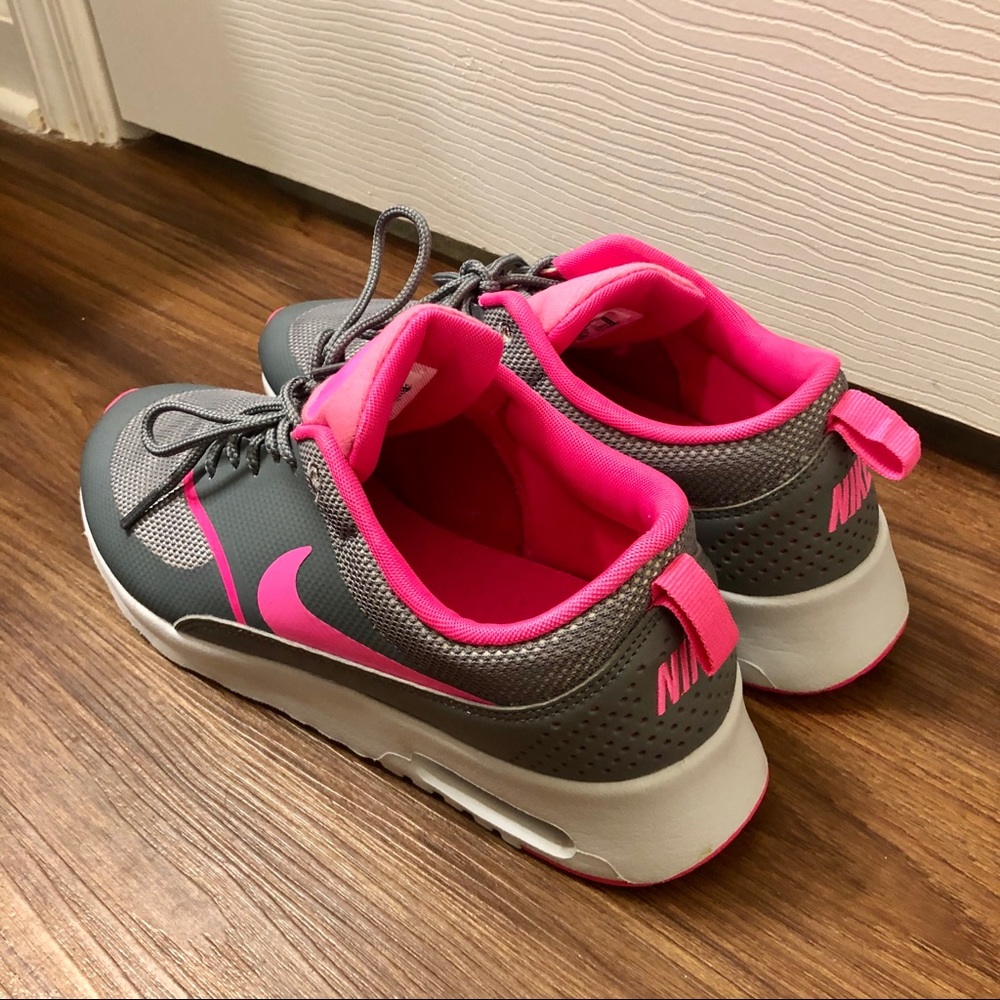 (SOLD)Nike women’s Air Max Thea Pink/Gray size 10 - Picture 4 of 8